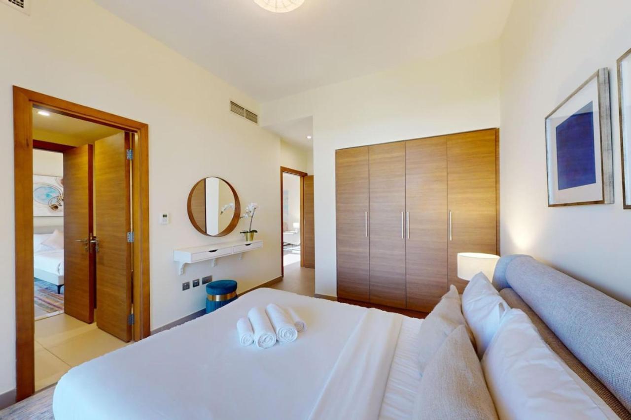 Sidra 1 - Incredible Five Bedroom Villa Dubai Eksteriør billede